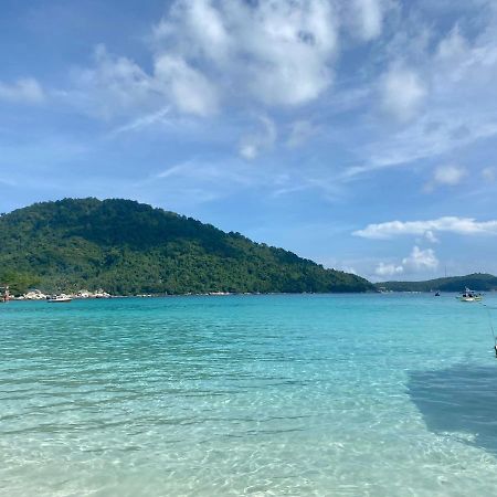 Nazza Homestay Besut With Swimming Pool Kampung Raja Eksteriør billede