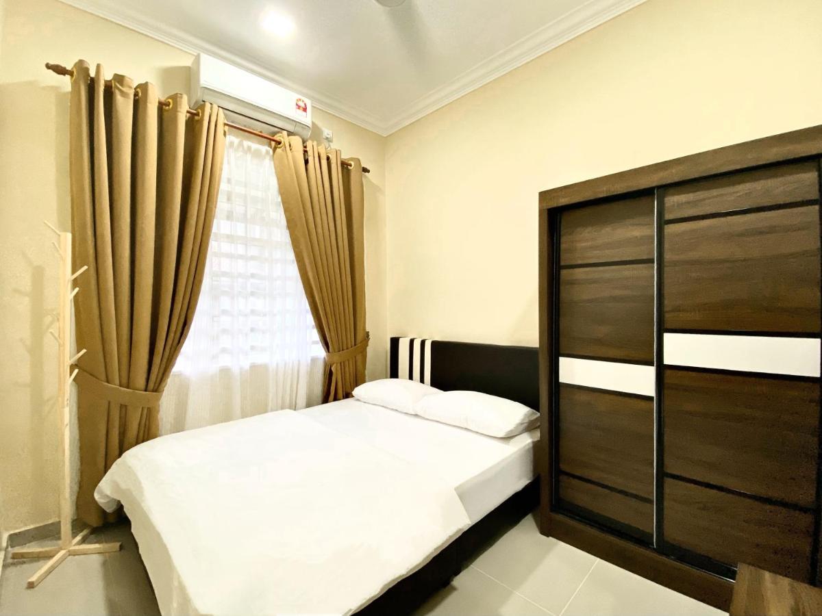 Nazza Homestay Besut With Swimming Pool Kampung Raja Eksteriør billede